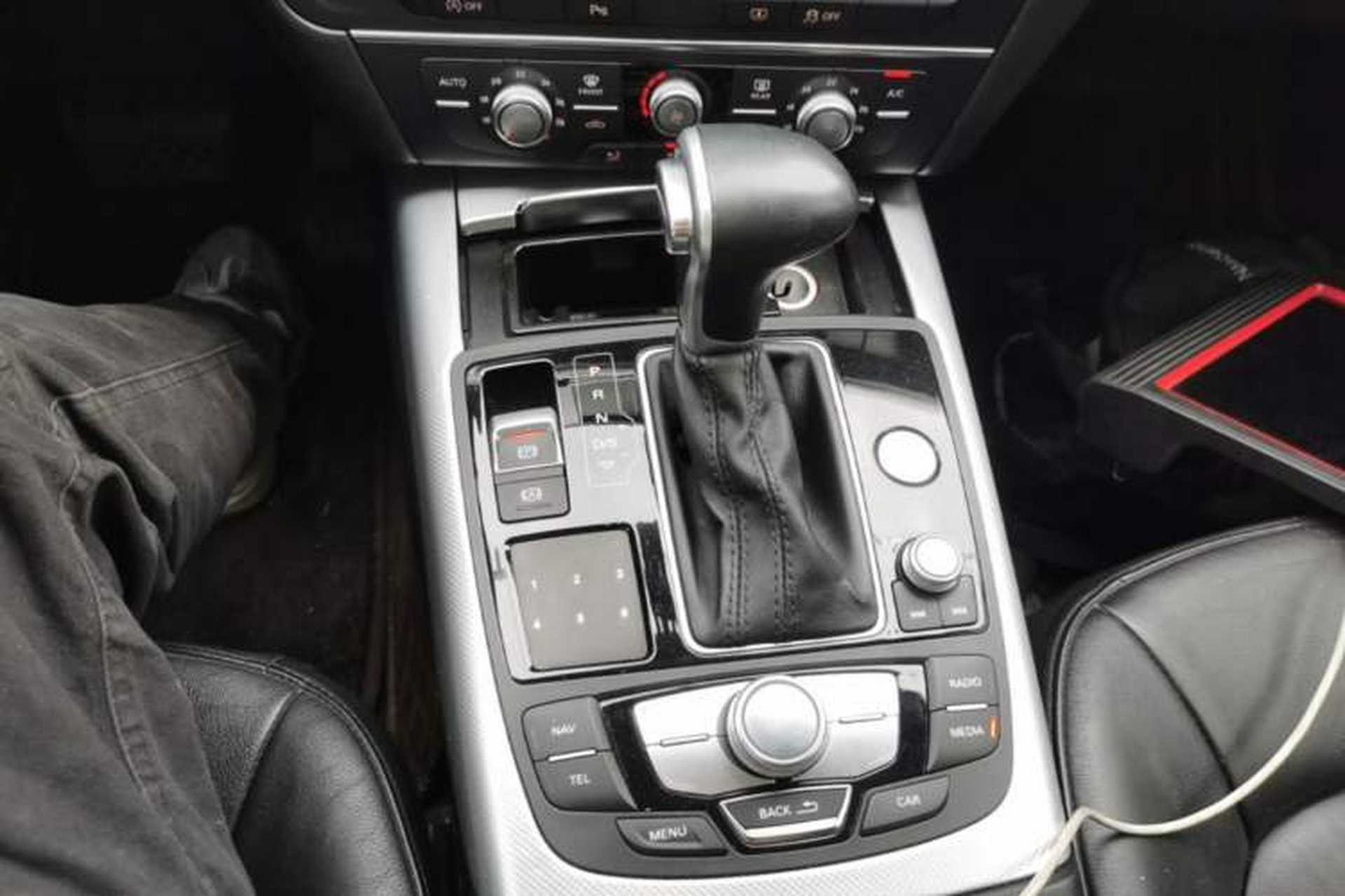 Used Audi A6L 2014 TFSI Standard Model Gear Lever