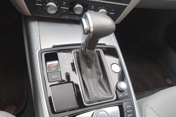 Used Audi A6L 2014 TFSI Standard Model Gear Lever