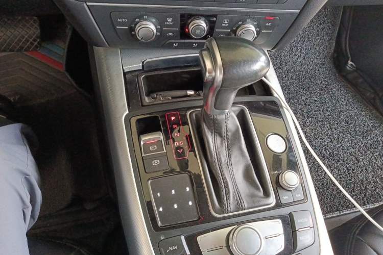 Used Audi A6L 2014 TFSI Standard Model Gear Lever