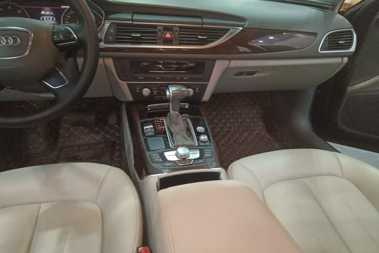 Used Audi A6L 2014 30 FSI Comfort Model Gear Lever