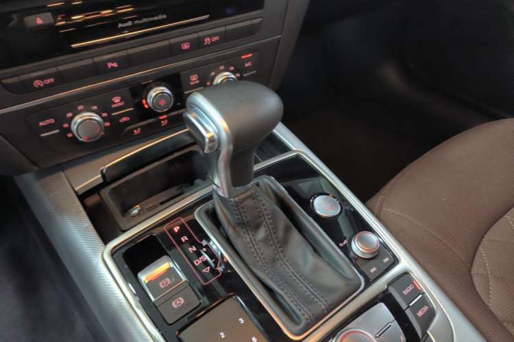 Used Audi A6L 2014 30 FSI Technology Model Gear Lever