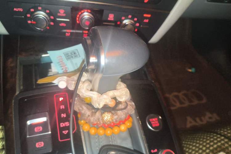 Used Audi A6L 2014 TFSI Standard Model Gear Lever