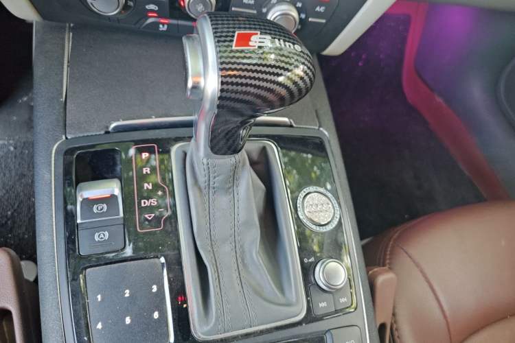 Used Audi A6L 2014 TFSI Standard Model Gear Lever