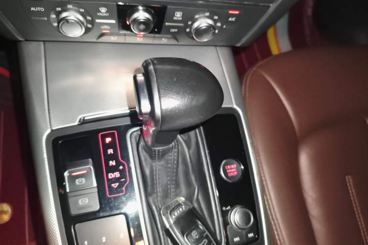 Used Audi A6L 2014 TFSI Standard Model Gear Lever