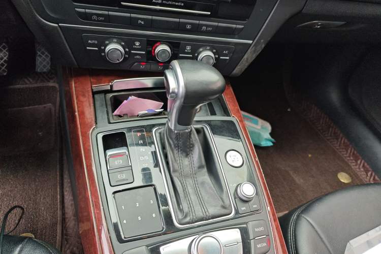 Used Audi A6L 2014 TFSI Standard Model Gear Lever