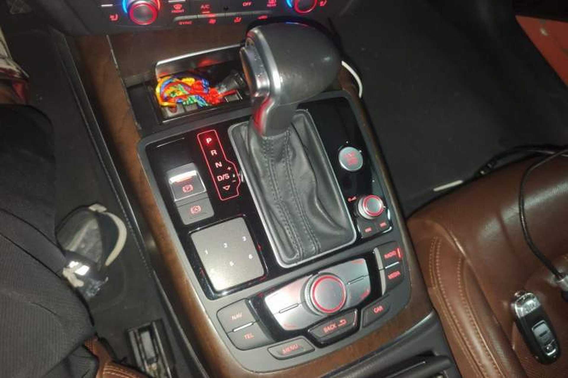 Used Audi A6L 2014 50 TFSI quattro Luxury Model Gear Lever