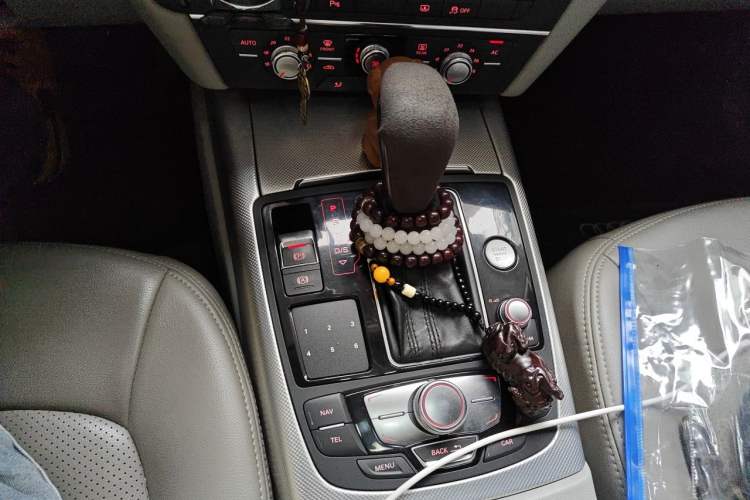 Used Audi A6L 2014 30 FSI Technology Model Gear Lever