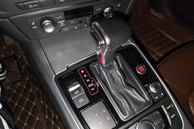 Used Audi A6L 2014 TFSI Comfort Model Gear Lever