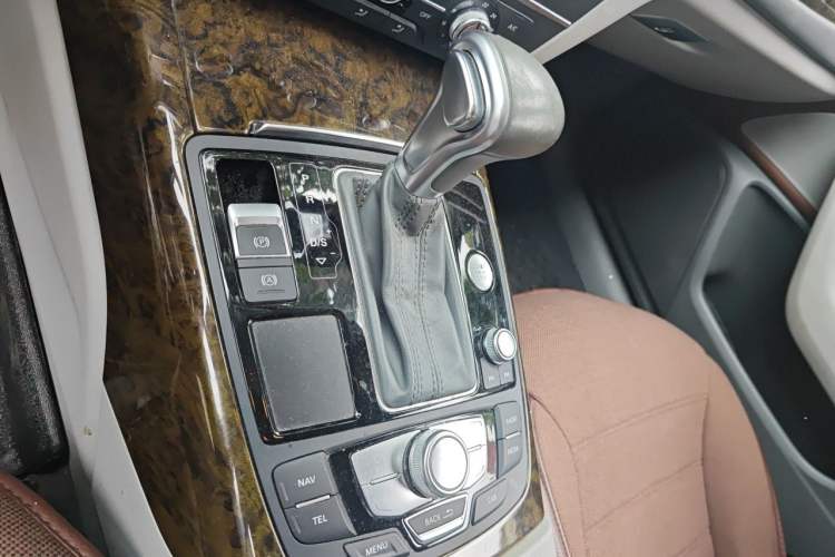 Used Audi A6L 2014 30 FSI Technology Model Gear Lever