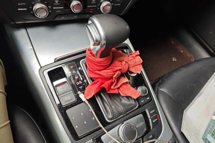 Used Audi A6L 2014 TFSI Standard Model Gear Lever