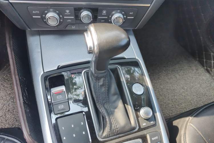 Used Audi A6L 2014 TFSI Standard Model Gear Lever
