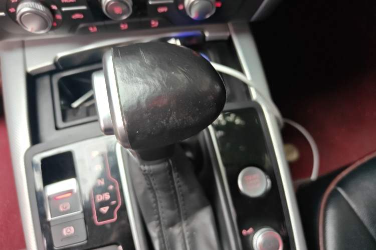 Used Audi A6L 2014 30 FSI Technology Model Gear Lever