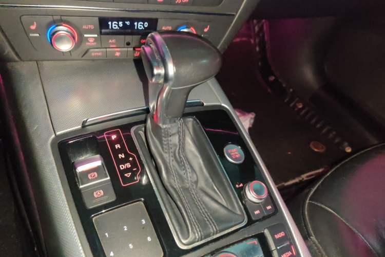 Used Audi A6L 2014 TFSI Comfort Model Gear Lever