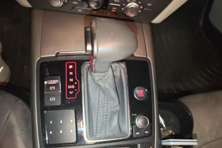 Used Audi A6L 2014 TFSI Standard Model Gear Lever