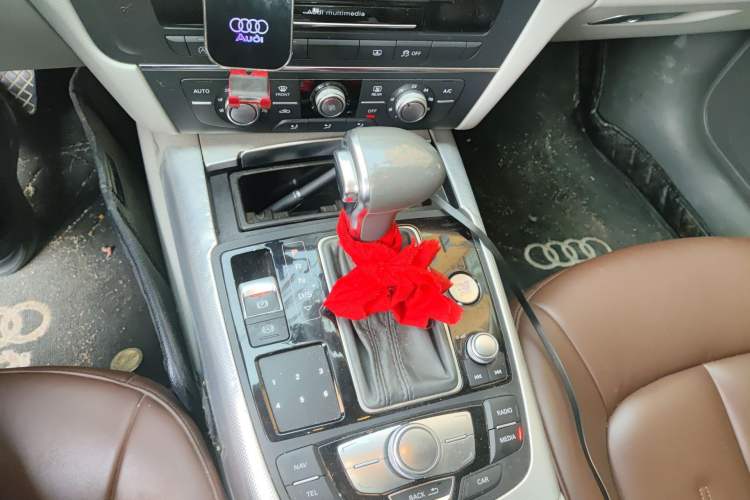 Used Audi A6L 2014 TFSI Standard Model Gear Lever