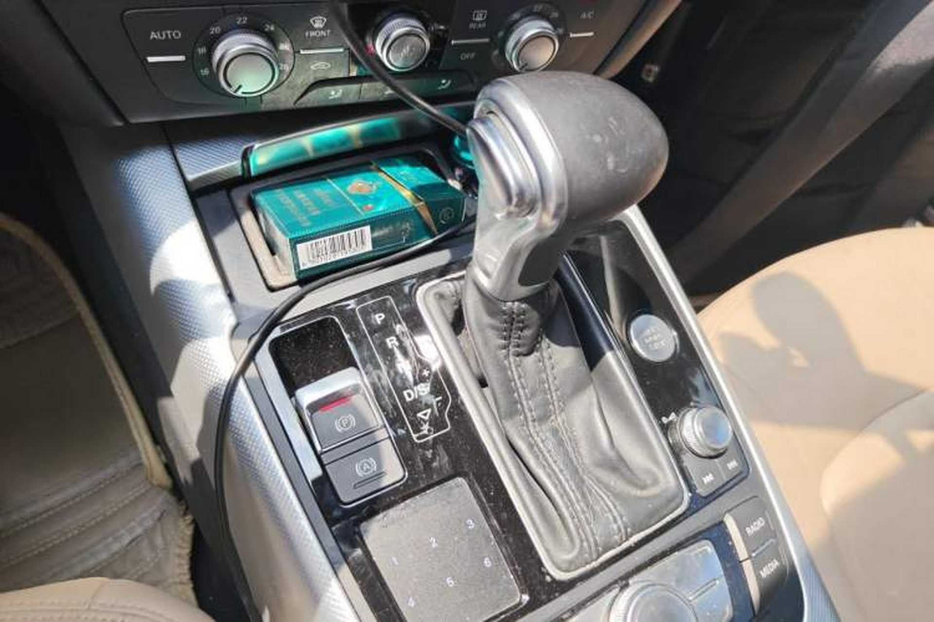 Used Audi A6L 2014 TFSI Standard Model Gear Lever