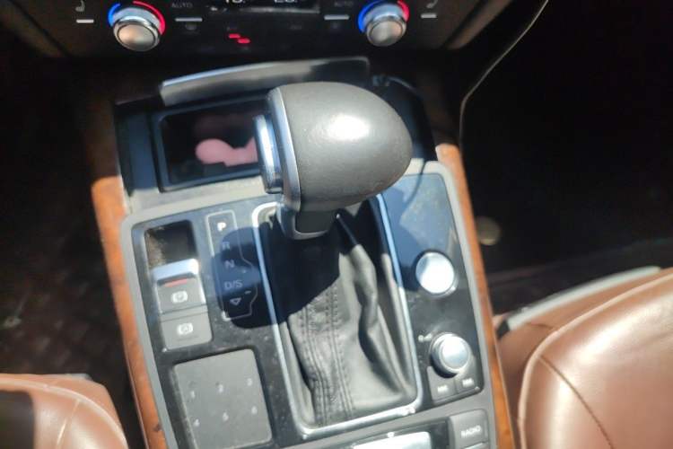 Used Audi A6L 2014 30 FSI Luxury Model Gear Lever