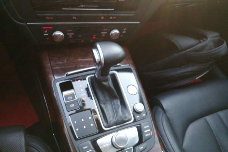 Used Audi A6L 2014 35 FSI Comfort Version Gear Lever