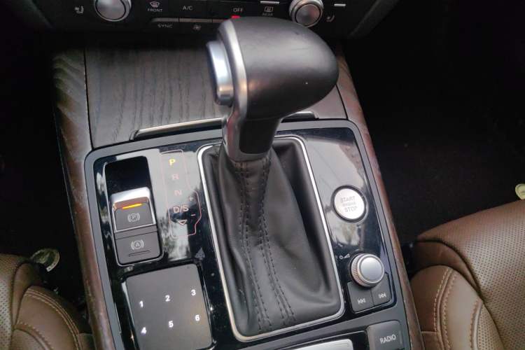 Used Audi A6L 2014 50 TFSI quattro Luxury Model Gear Lever