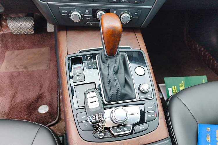 Used Audi A6L 2014 TFSI Standard Model Gear Lever