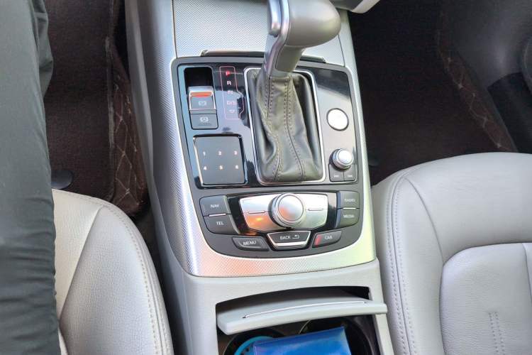 Used Audi A6L 2014 TFSI Standard Model Gear Lever
