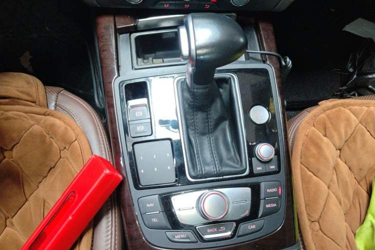 Used Audi A6L 2014 TFSI Standard Model Gear Lever