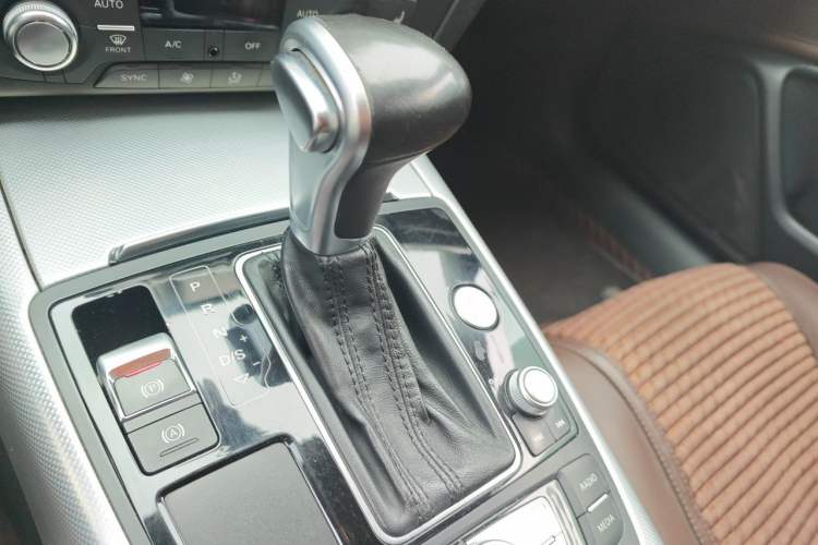 Used Audi A6L 2014 TFSI Comfort Model Gear Lever