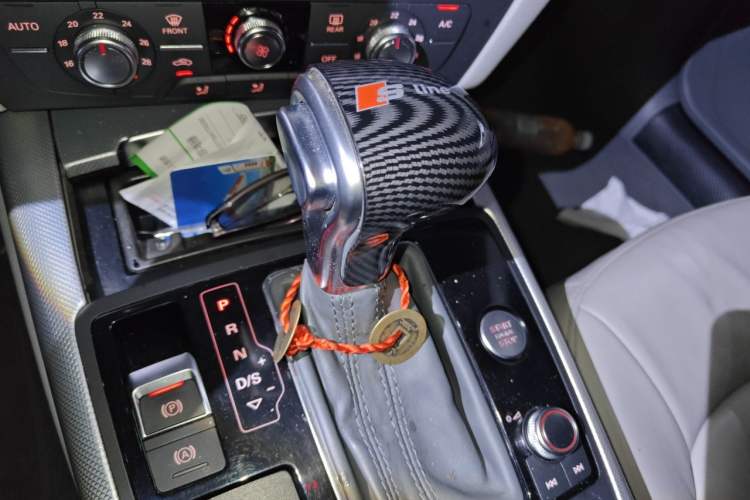 Used Audi A6L 2014 TFSI Standard Model Gear Lever