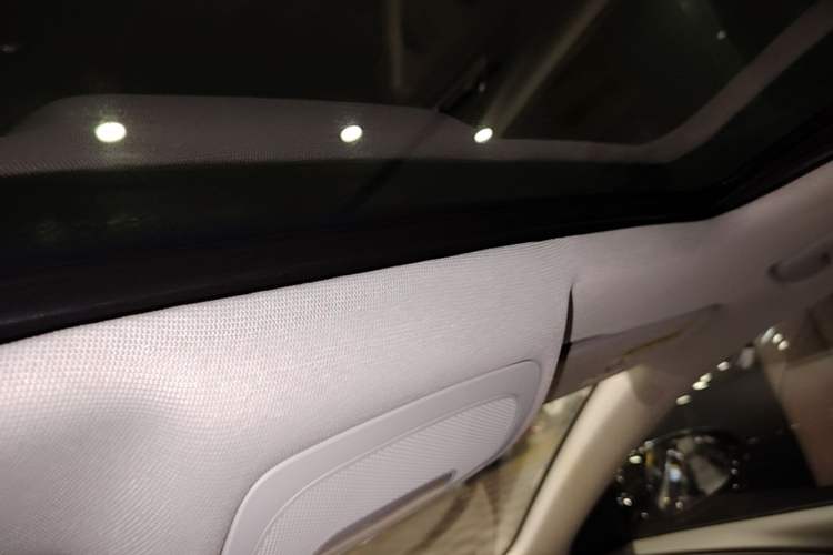 Used Audi A6L 2014 TFSI Comfort Model Headliner
