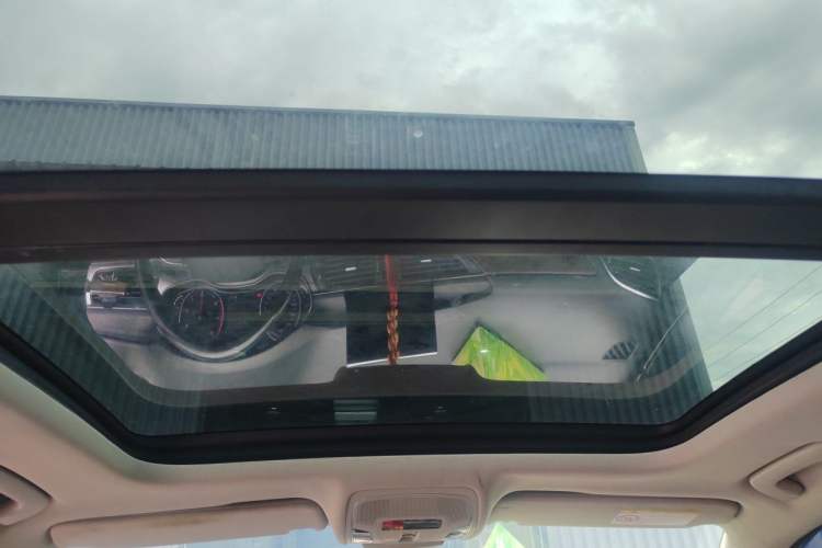 Used Audi A6L 2014 35 FSI quattro Luxury Model Headliner