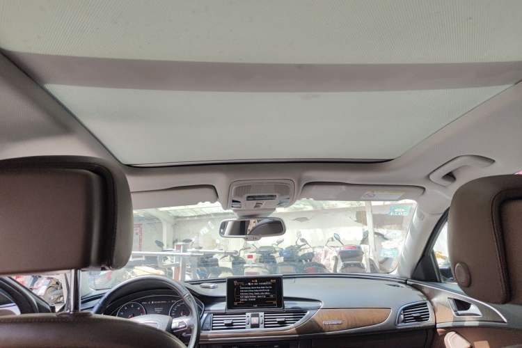 Used Audi A6L 2014 35 FSI quattro Luxury Model Headliner