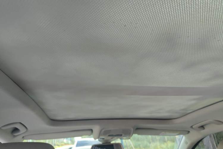 Used Audi A6L 2014 35 FSI quattro Luxury Model Headliner