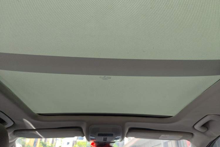 Used Audi A6L 2014 35 FSI quattro Luxury Model Headliner