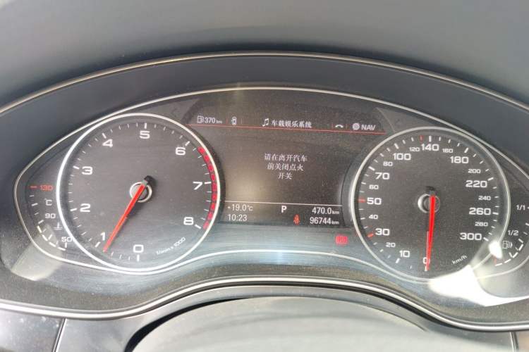 Used Audi A6L 2014 TFSI Standard Model Instrument Cluster