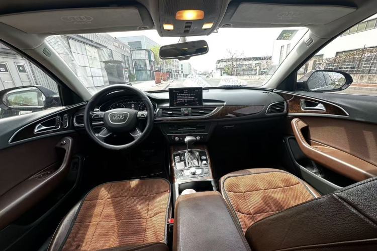 Used Audi A6L 2014 30 FSI Luxury Model Interior 1