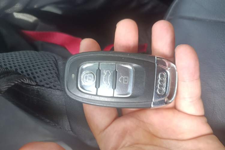 Used Audi A6L 2014 TFSI Standard Model Interior 1