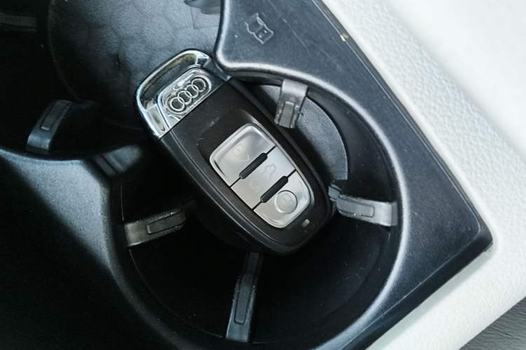 Used Audi A6L 2014 TFSI Standard Model Interior 1