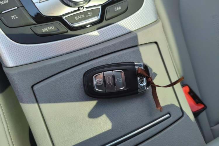 Used Audi A6L 2014 TFSI Standard Model Interior 1