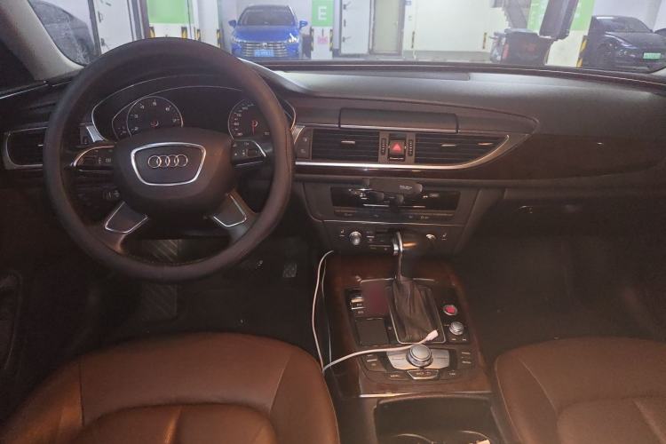 Used Audi A6L 2014 30 FSI Comfort Model Interior 2
