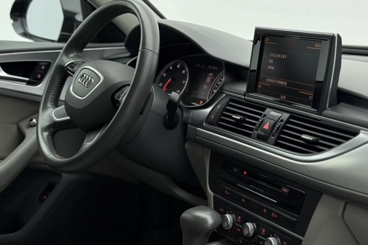 Used Audi A6L 2014 TFSI Standard Model Interior 2