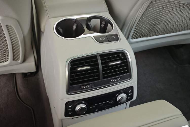 Used Audi A6L 2014 50 TFSI quattro Luxury Model Interior 2