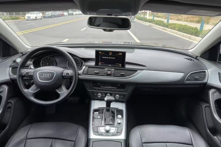 Used Audi A6L 2014 TFSI Standard Model Interior 3