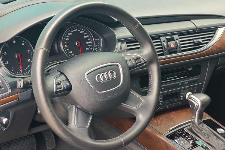 Used Audi A6L 2014 50 TFSI quattro Luxury Model Interior 3
