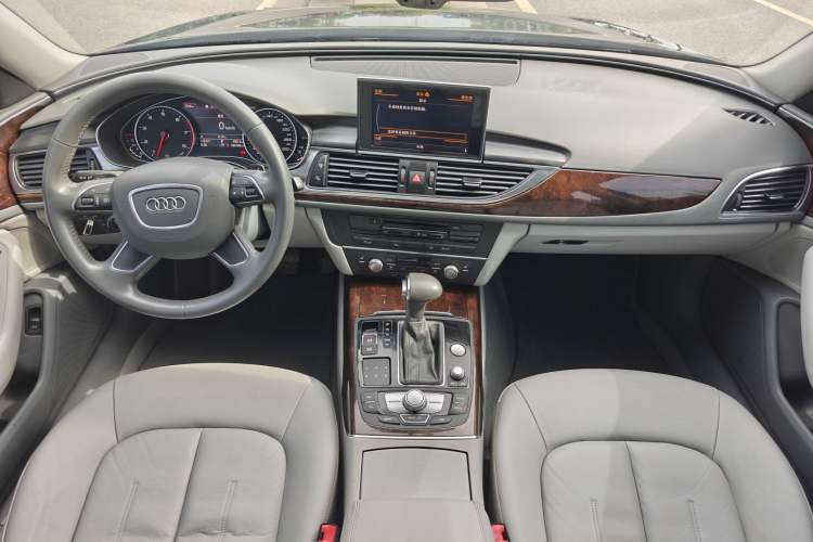 Used Audi A6L 2014 30 FSI Comfort Model Interior 3