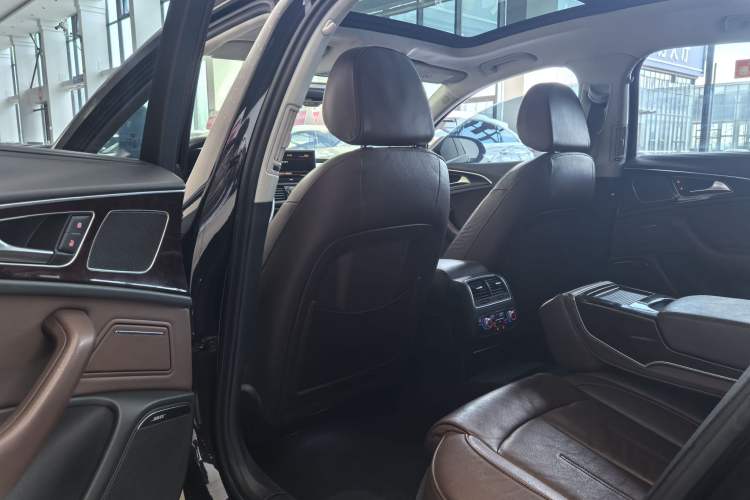 Used Audi A6L 2014 30 FSI Luxury Model Interior 4