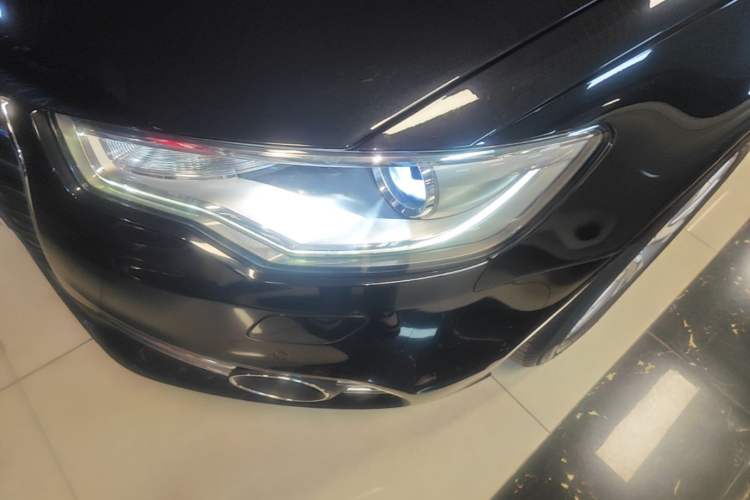 Used Audi A6L 2014 TFSI Standard Model Left Front Headlight
