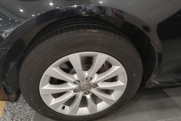 Used Audi A6L 2014 TFSI Standard Model Left Front Wheel Hub