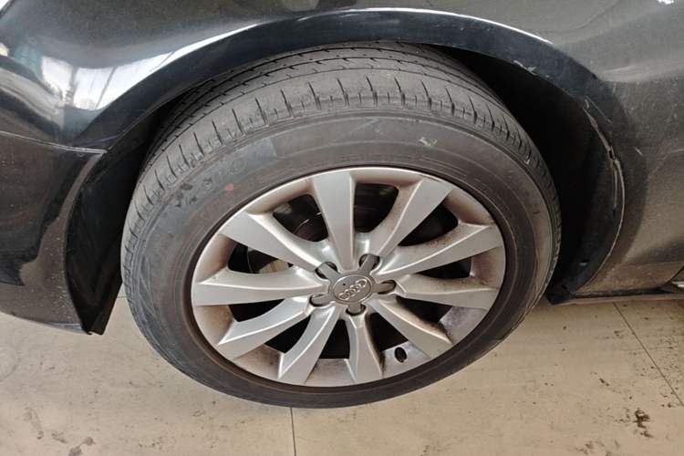 Used Audi A6L 2014 TFSI Standard Model Left Front Wheel Hub