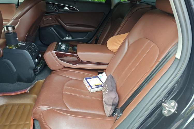 Used Audi A6L 2014 35 FSI Comfort Version Left Rear Seat