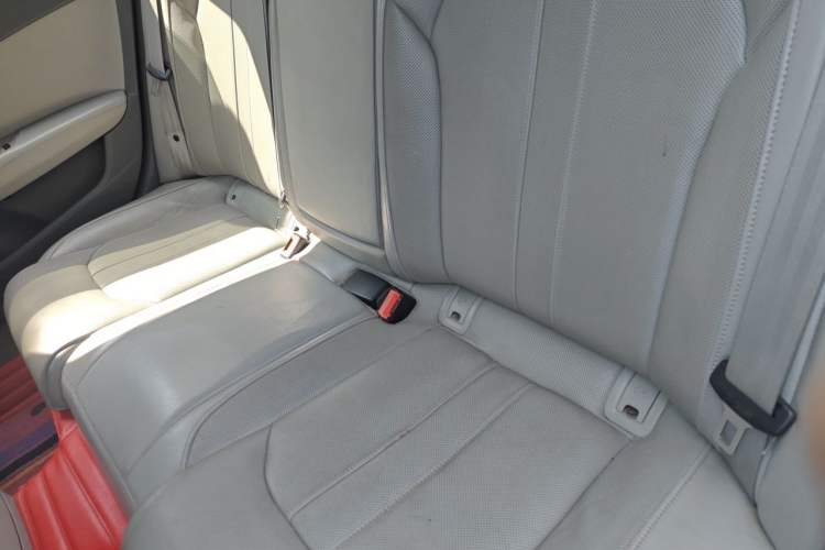 Used Audi A6L 2014 35 FSI quattro Luxury Model Left Rear Seat